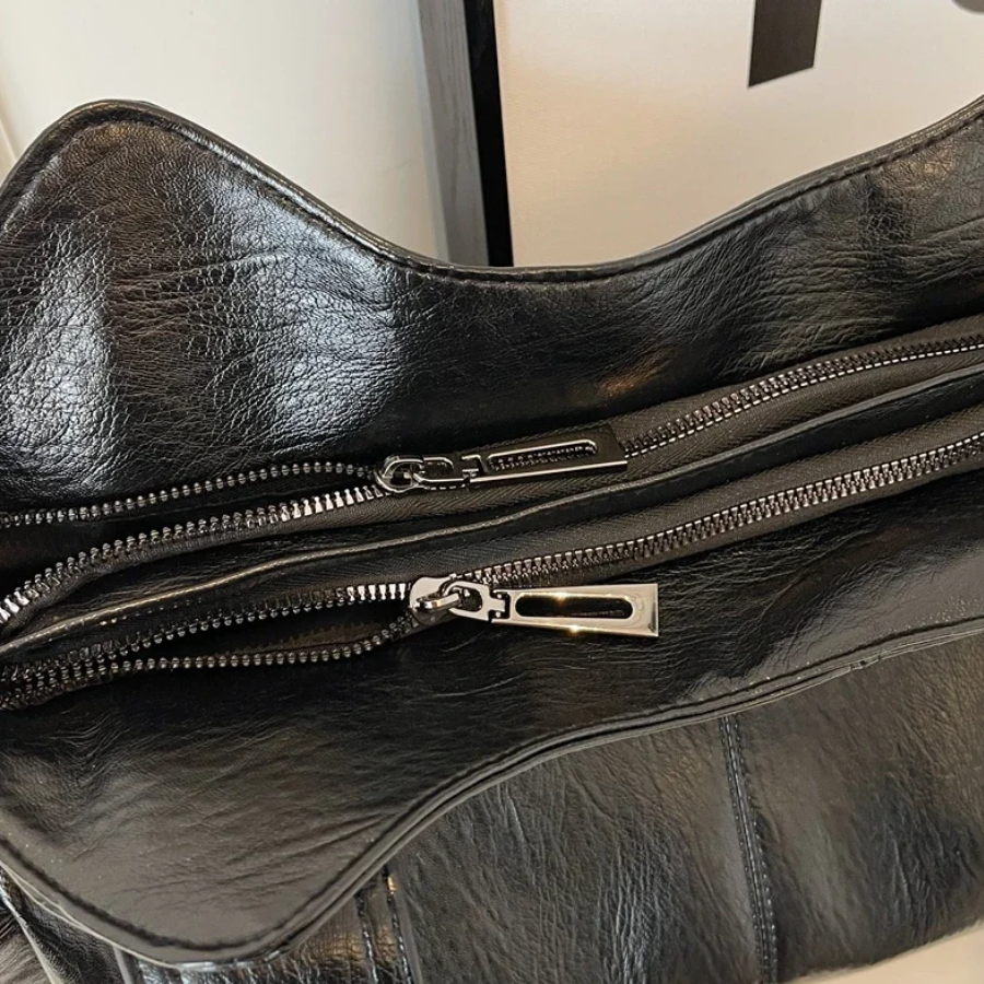 Bianca - Women Classic Multi-Compartment Shoulder Bag