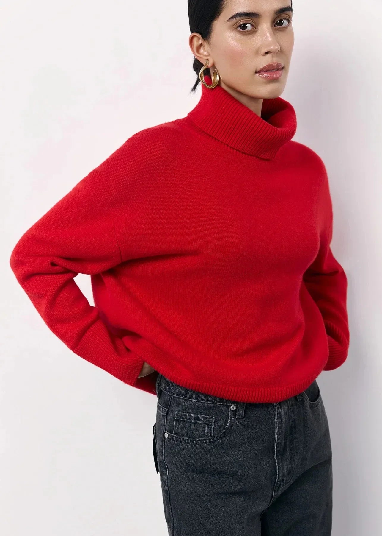 Keziah - Oversized Red Turtleneck Knit Sweater