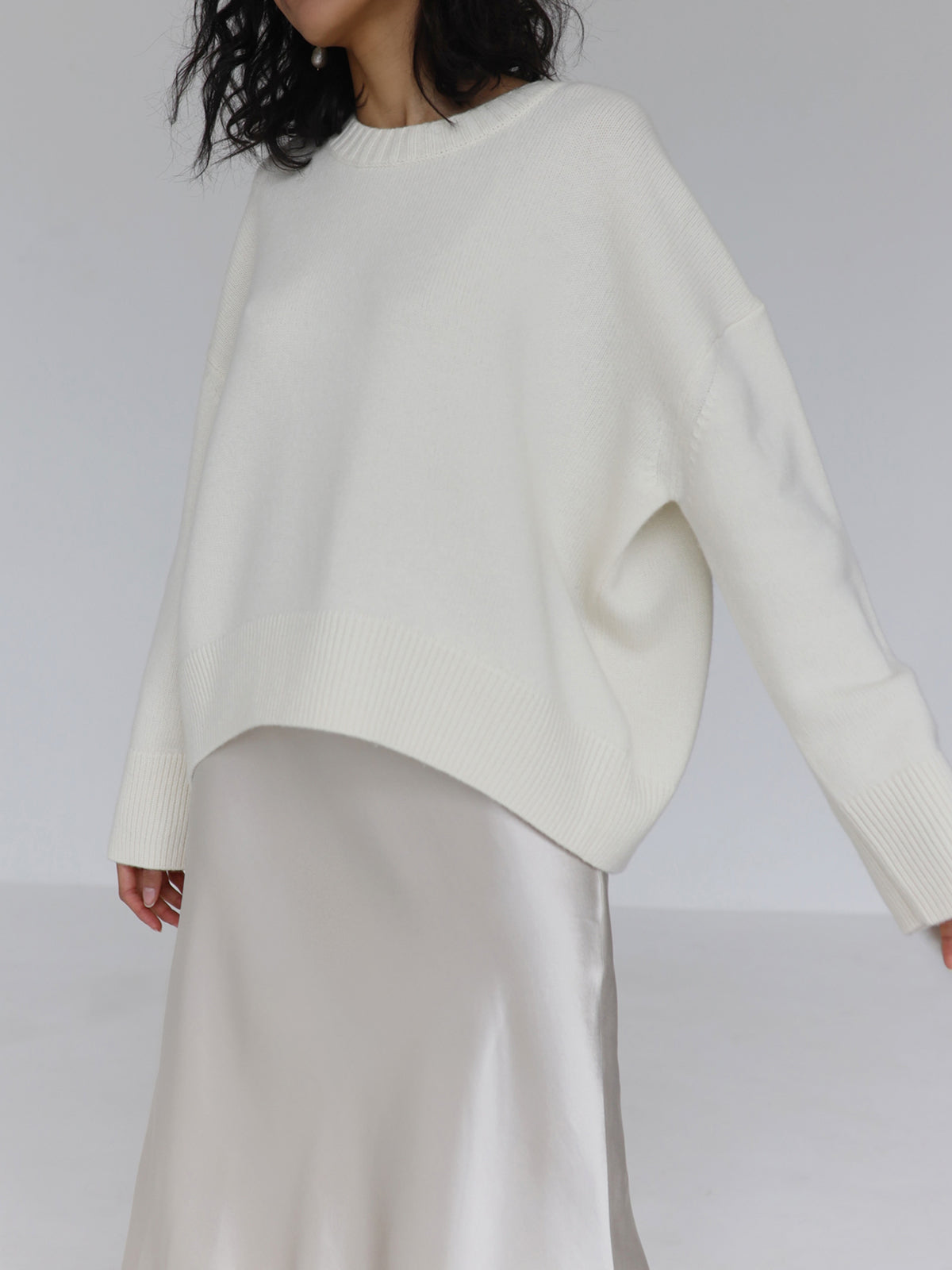 Elia - Oversized Crewneck Knit Sweater