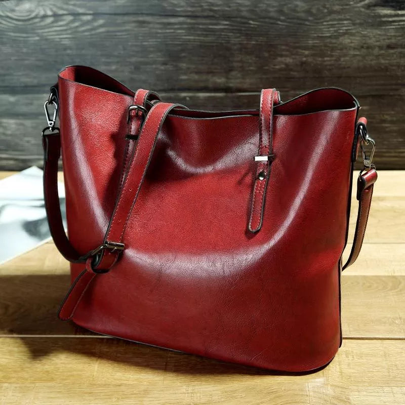 Janica - Women’s Timeless Vintage Leather Handbag with Adjustable Strap & Classic Charm