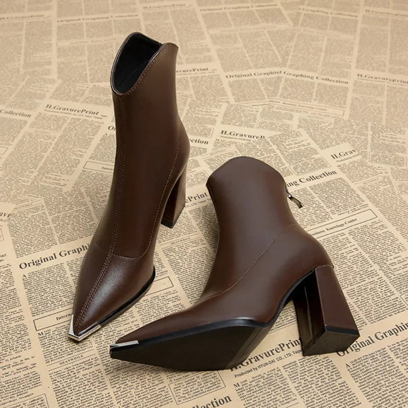 Hope - Women’s Stylish Chelsea Boots with Chrome Tip