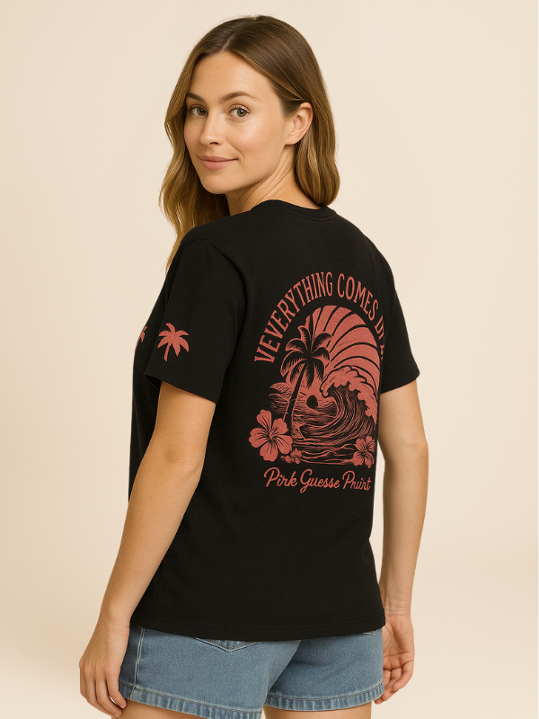 Nori - Oversized Comfy T-Shirt with Tropical Print
