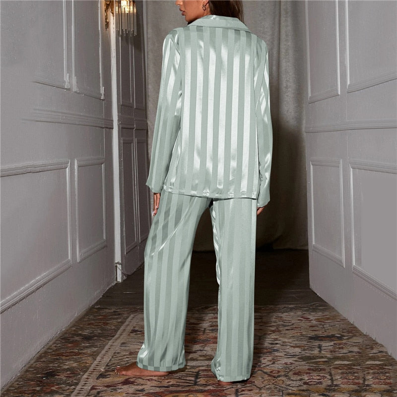 Azalea - Elegant Silk Pyjamas for Feminine Indulgence
