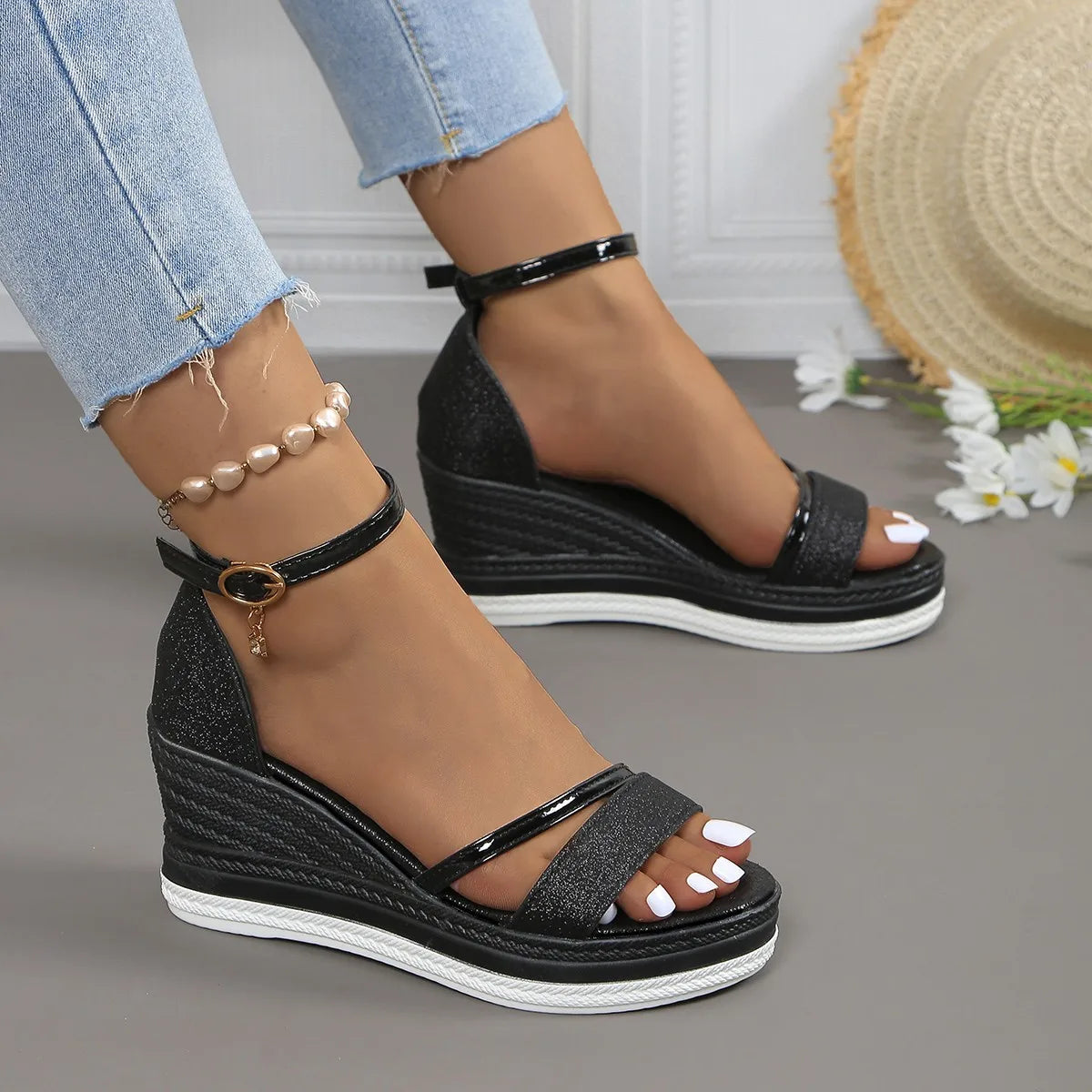 Charis - Comfortable and Stylish Sandals for Women