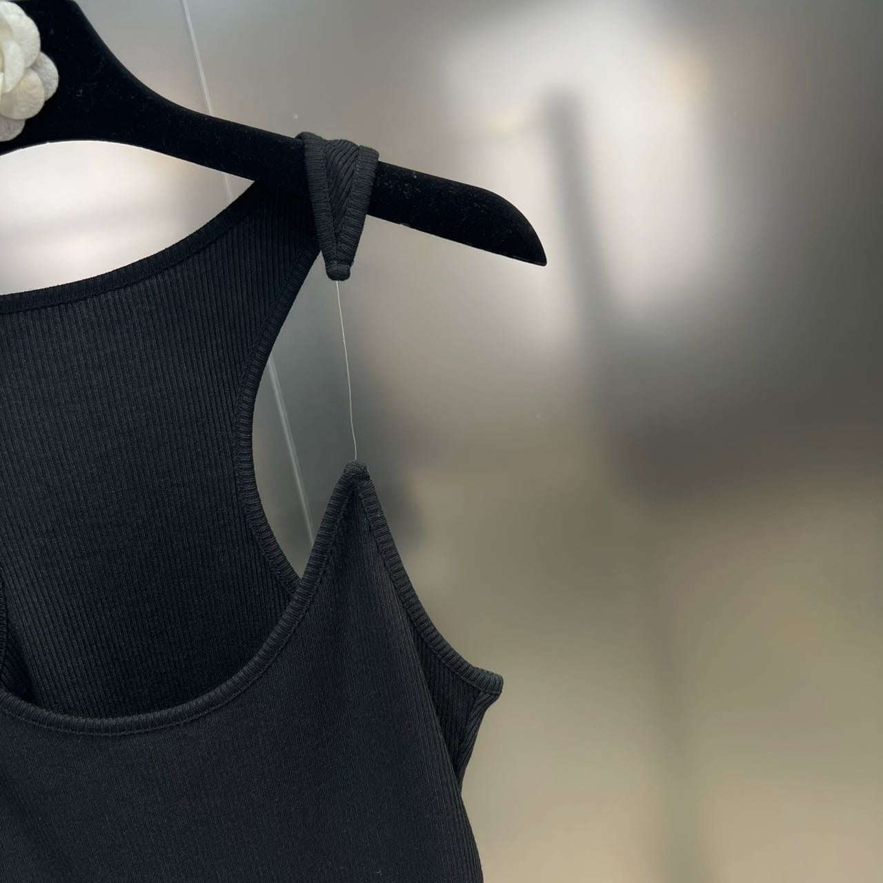 Jennie - Women Invisible Strap Ribbed Tank Top