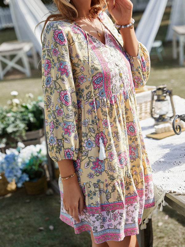 Maya - Bohemian Floral Print Dress with V-Neck and Tiered Skirt
