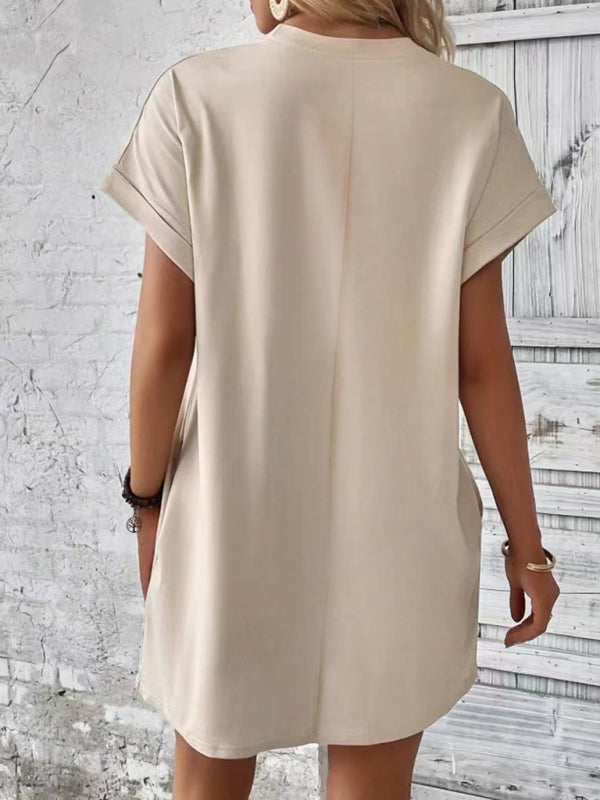 Aspen - Loose Fit Pocket Dress with Round Neck and Short Sleeves