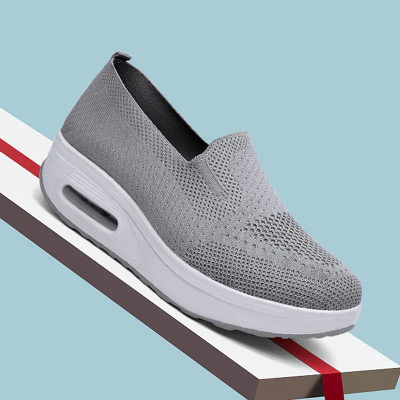 Lucia - Streamlined Comfort Sneakers