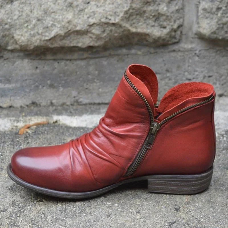 Riley - Women's Zipped Leather Ankle Boots