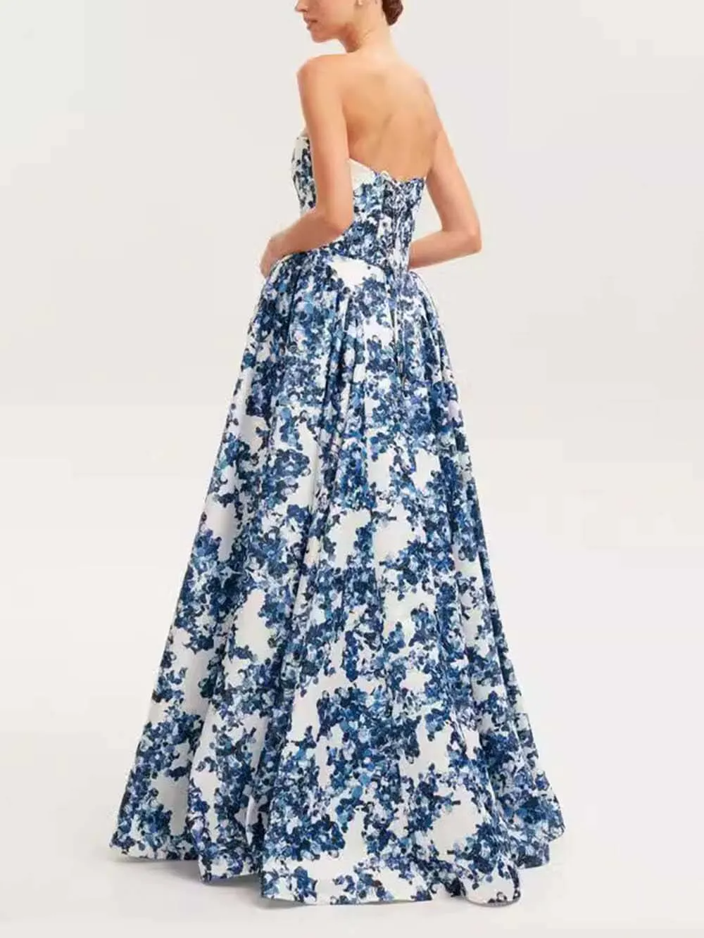 Ariana - Elegant Strapless Maxi Dress