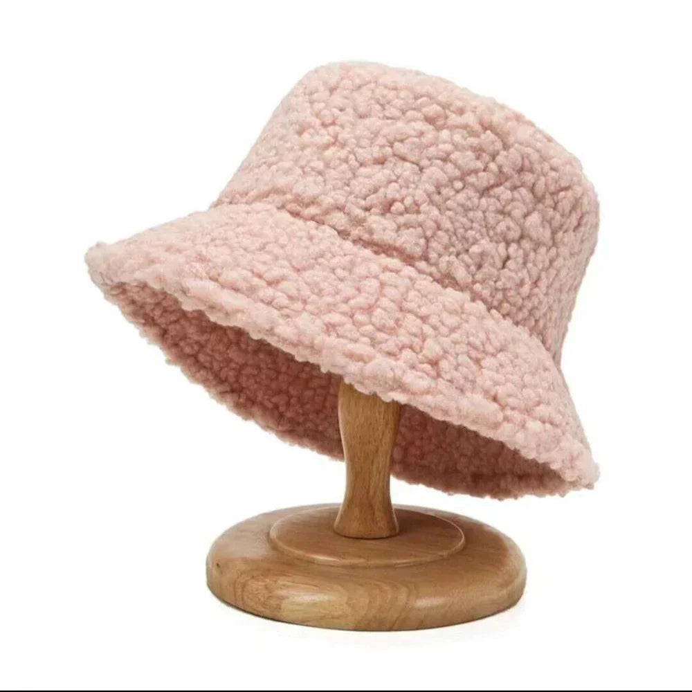 Zoey - Soft and Stylish Teddy Bucket Hat for Women