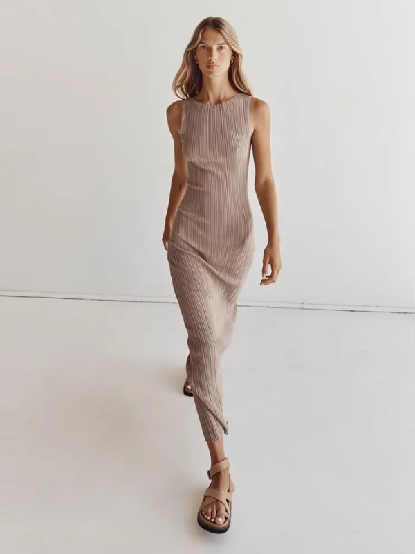 Jolene - Sleeveless Knitted Maxi Dress with Ribbed Texture