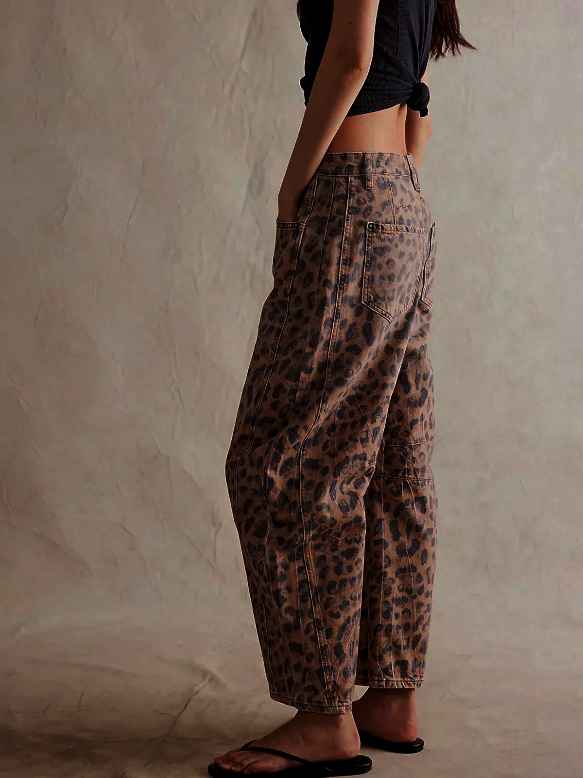 Leilani - Leopard Print Barrel Jeans