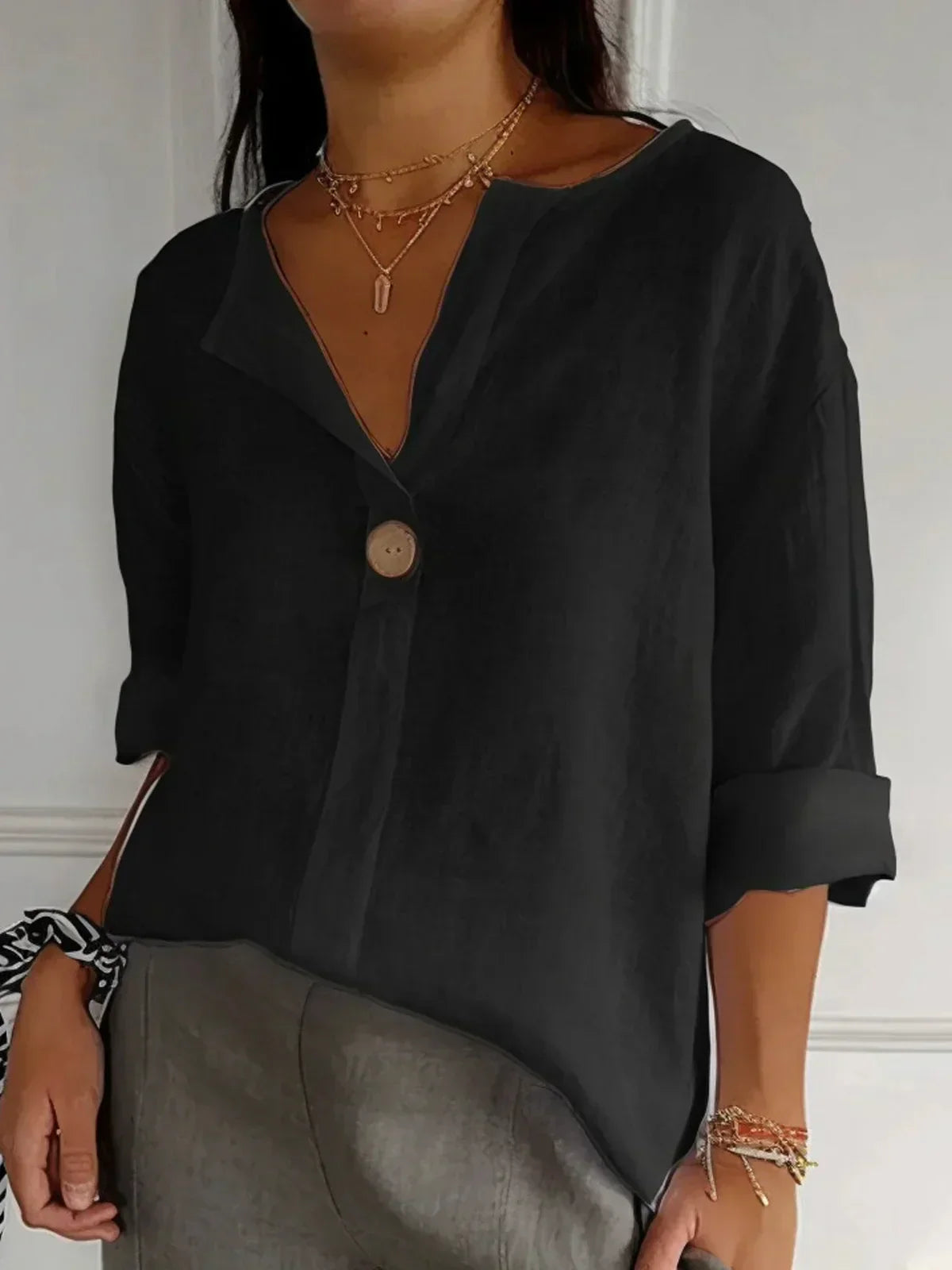 Aveline - Casual V-Neck Blouse