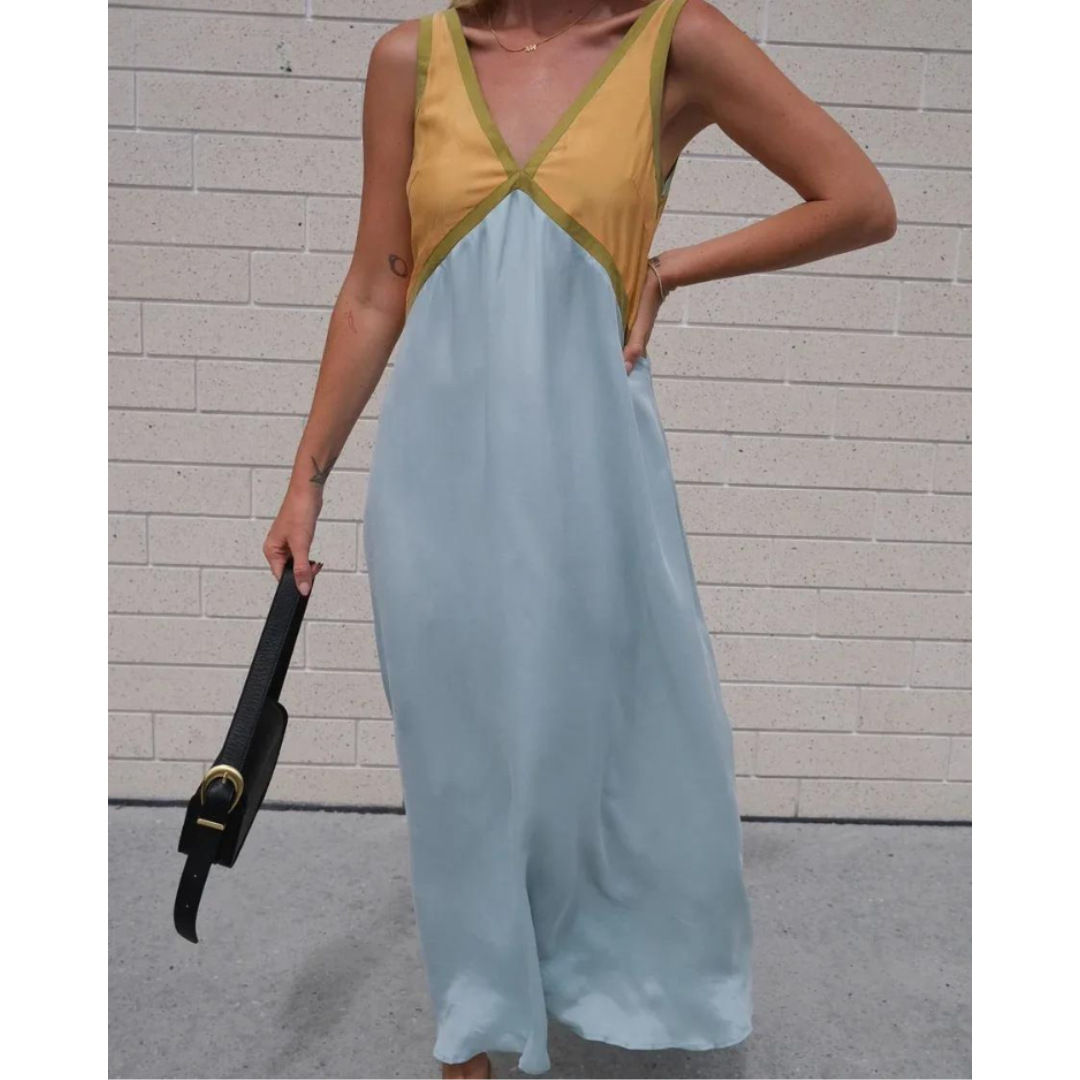 Ella - Chic Sleeveless Maxi Dress with V-Neck