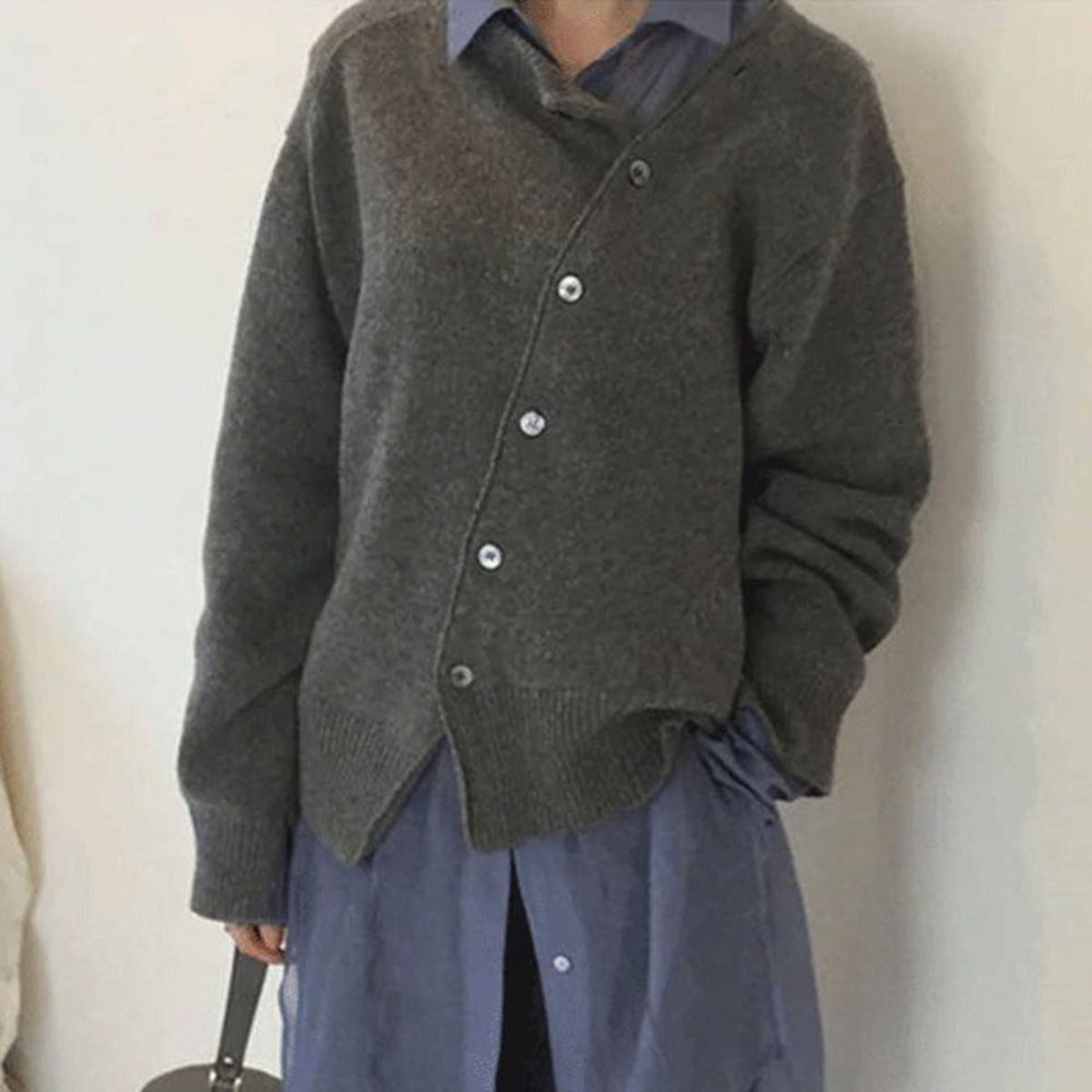 Dominique - Button-Down Sweater with Layered Collar