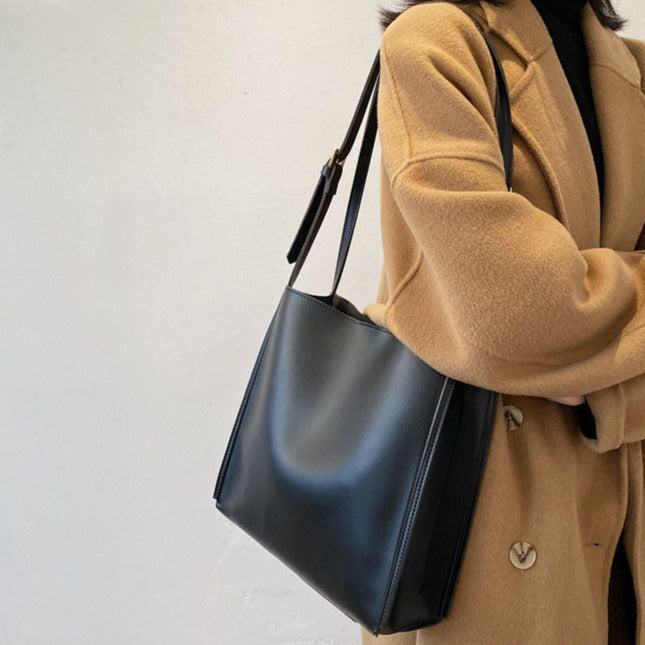 Lena - Elegant Handbag for Everyday Use, Spacious and Stylish Design