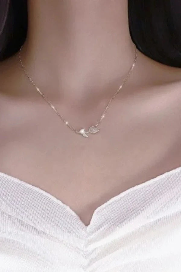 Evelyn - Cute Tulip Pendant Necklace