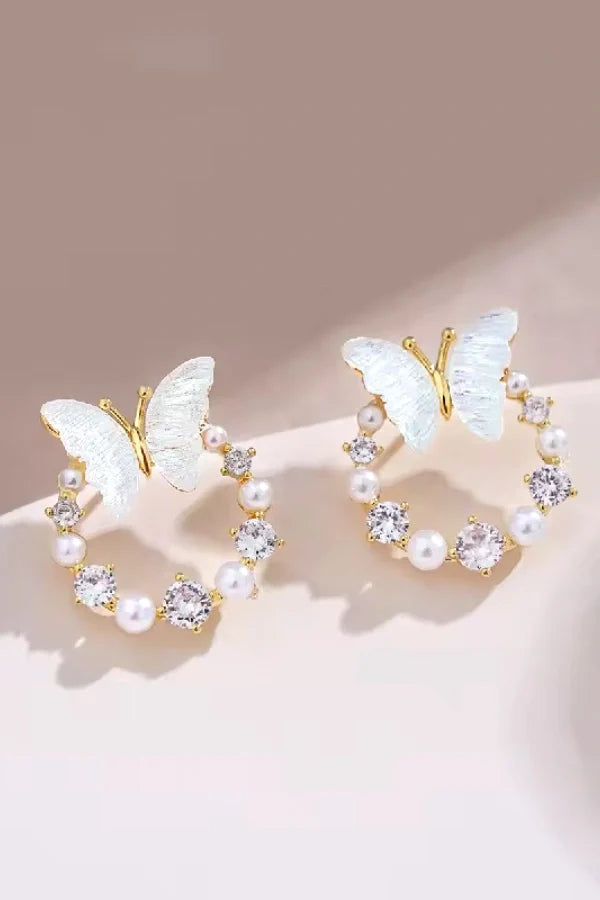 Amelia - Timeless Pearl Butterfly Earrings