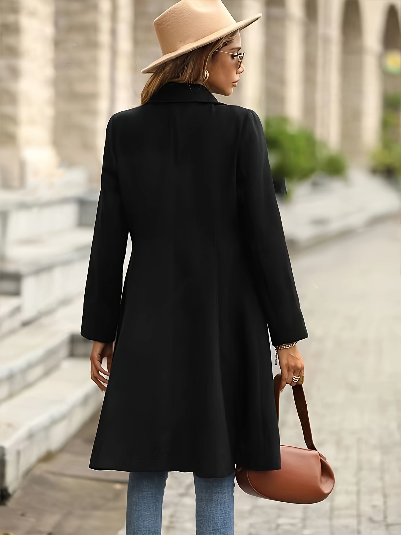 Sadie - Elegant Black Flared Coat for Women