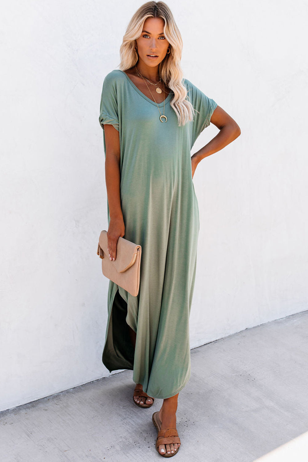 Leila – V-Neck Maxi T-Shirt Dress with Pockets & Side Slits