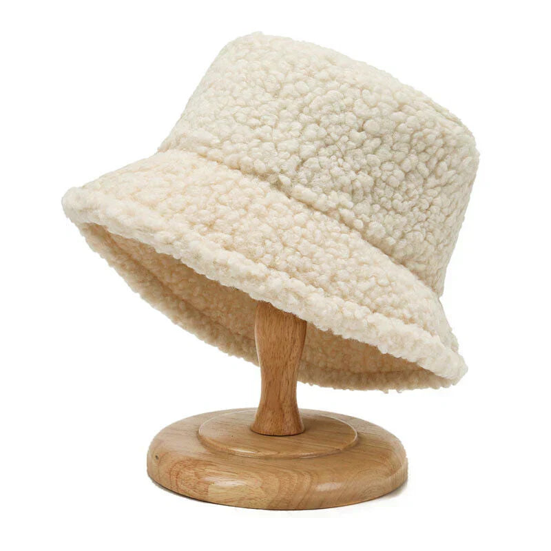 Zoey - Soft and Stylish Teddy Bucket Hat for Women