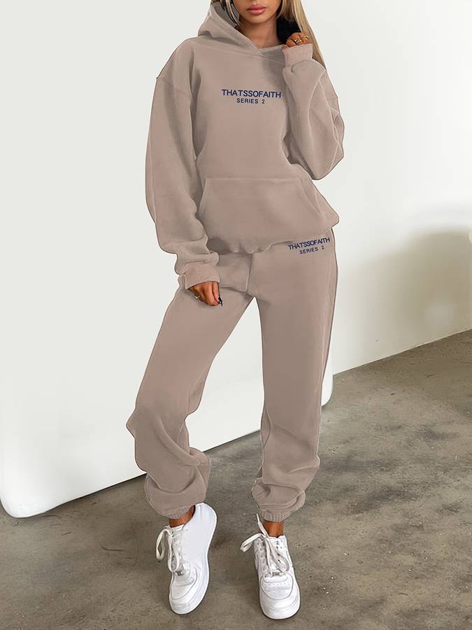 Florence - Cozy Women's Sweatshirt and Jogger Set for Winter