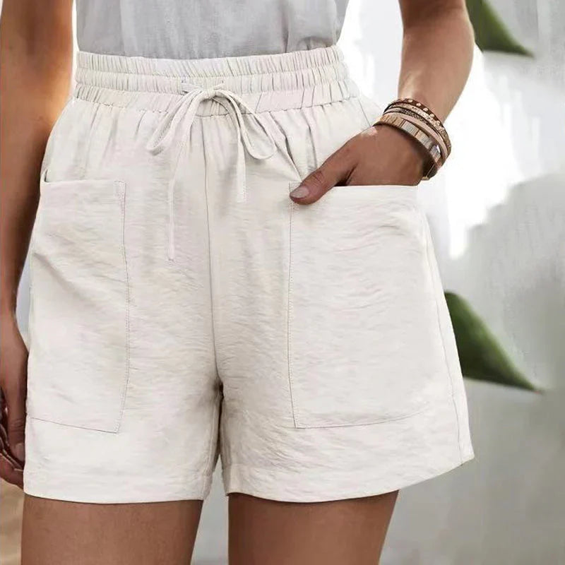 Jordyn - Casual Shorts With Pockets