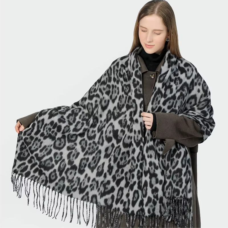 Kayla - Chic Leopard-Print Wool Scarf for Women