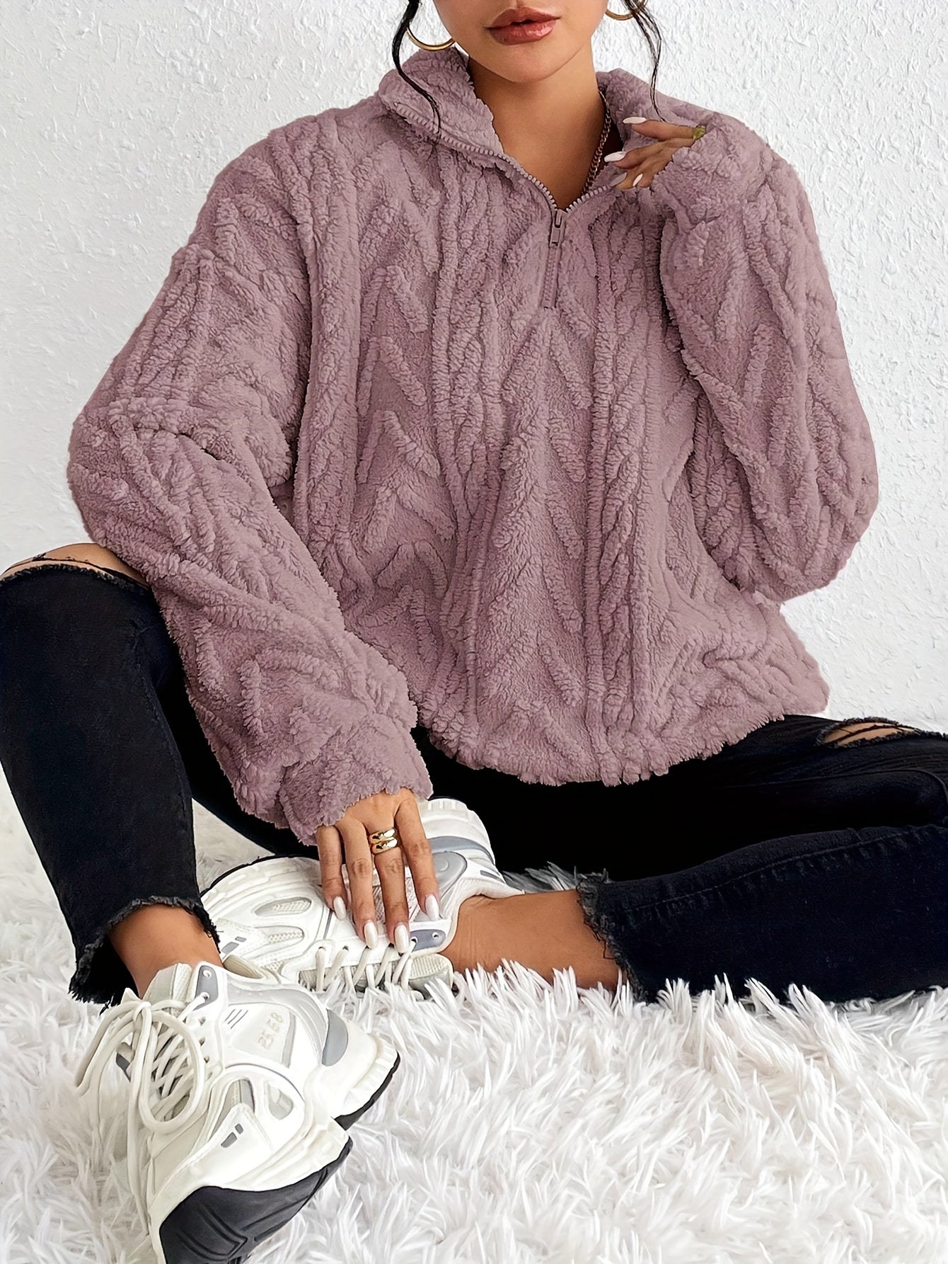 Remi - Luxe Cable-Knit Fleece Sweatshirt