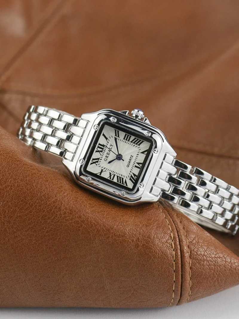 Alira - Watch Timeless Vintage Charm