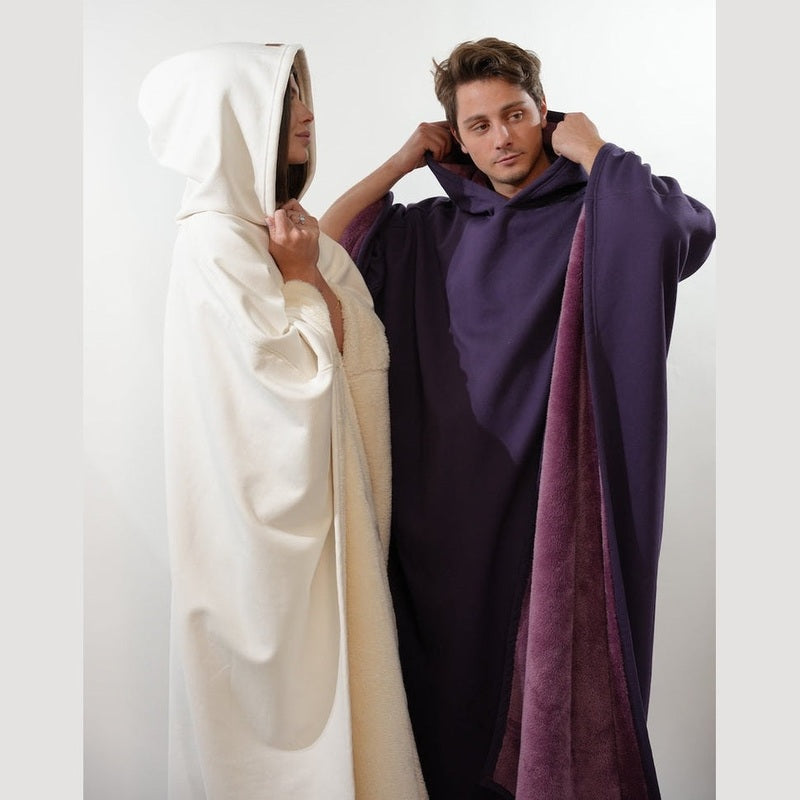 Nova - Luxurious Hooded Poncho for Unmatched Comfort