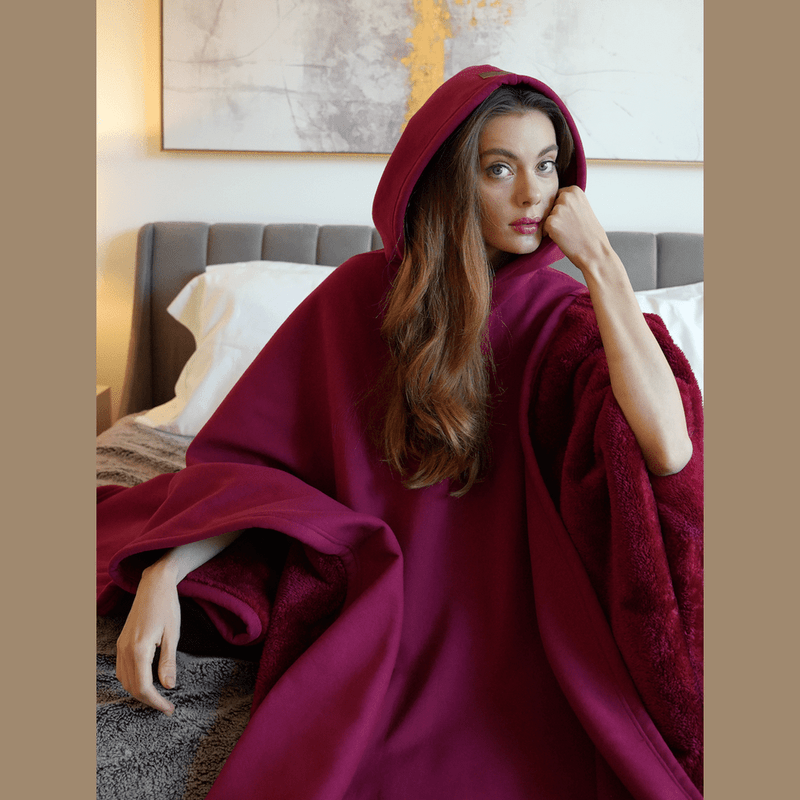 Nova - Luxurious Hooded Poncho for Unmatched Comfort