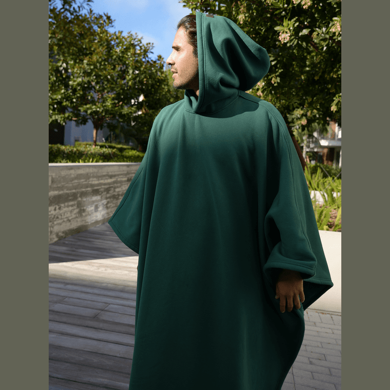 Nova - Luxurious Hooded Poncho for Unmatched Comfort