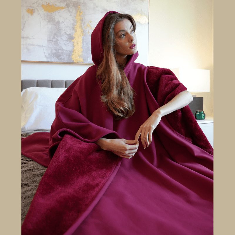 Nova - Luxurious Hooded Poncho for Unmatched Comfort