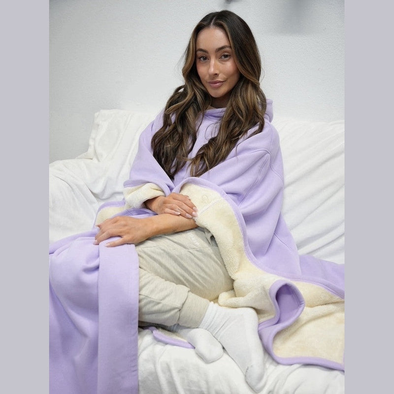Nova - Luxurious Hooded Poncho for Unmatched Comfort