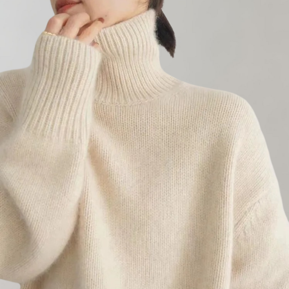 Raelie - Oversized Minimalist Turtleneck Sweater