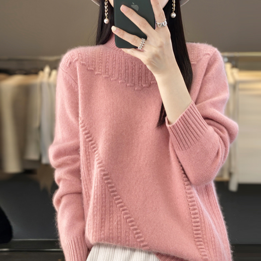 Syra - Soft Knit Sweater with Diagonal Stitch