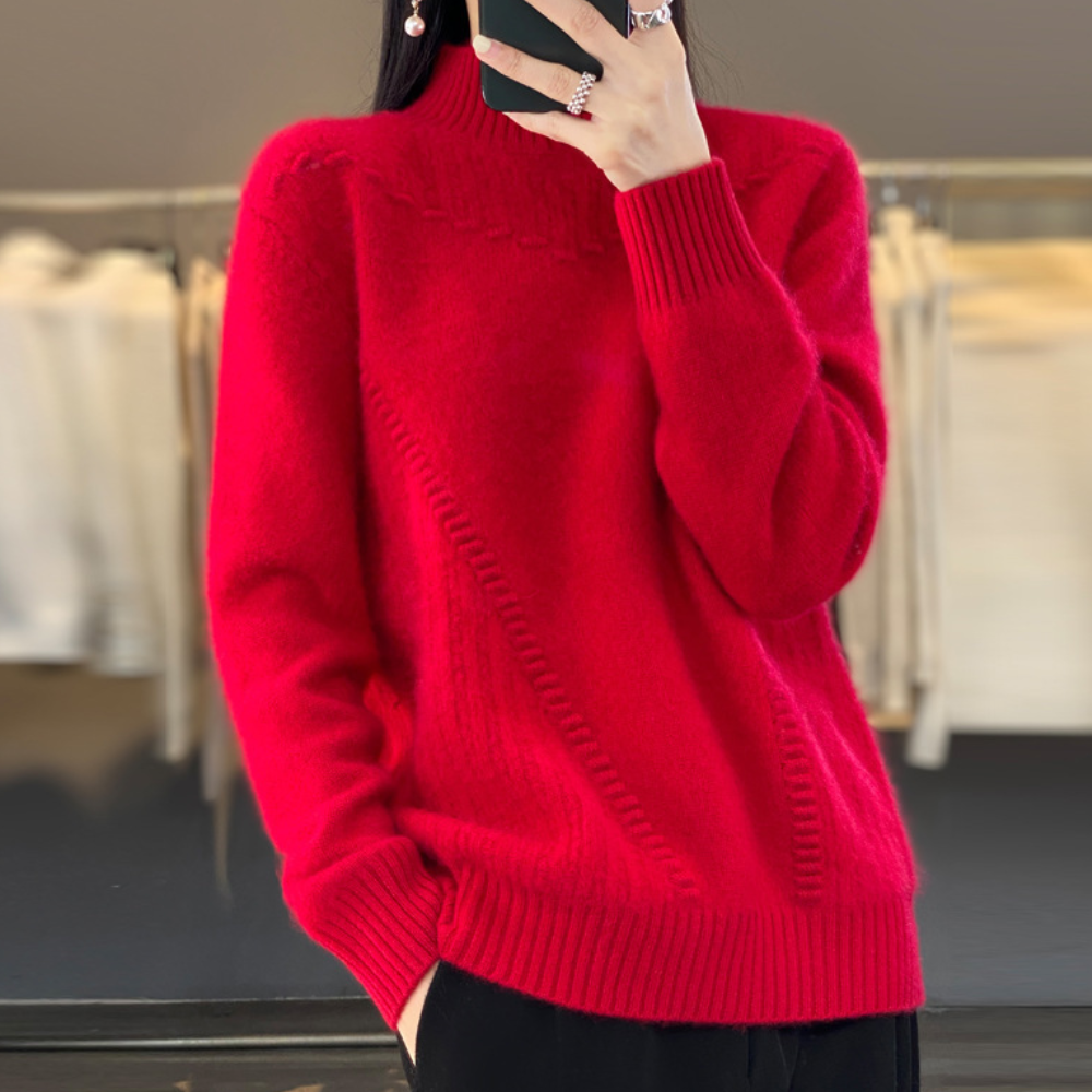 Syra - Soft Knit Sweater with Diagonal Stitch