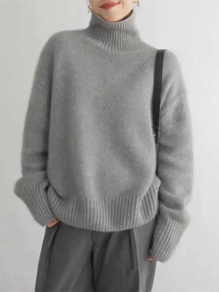 Bea - Cozy Turtleneck Sweater for Warmth