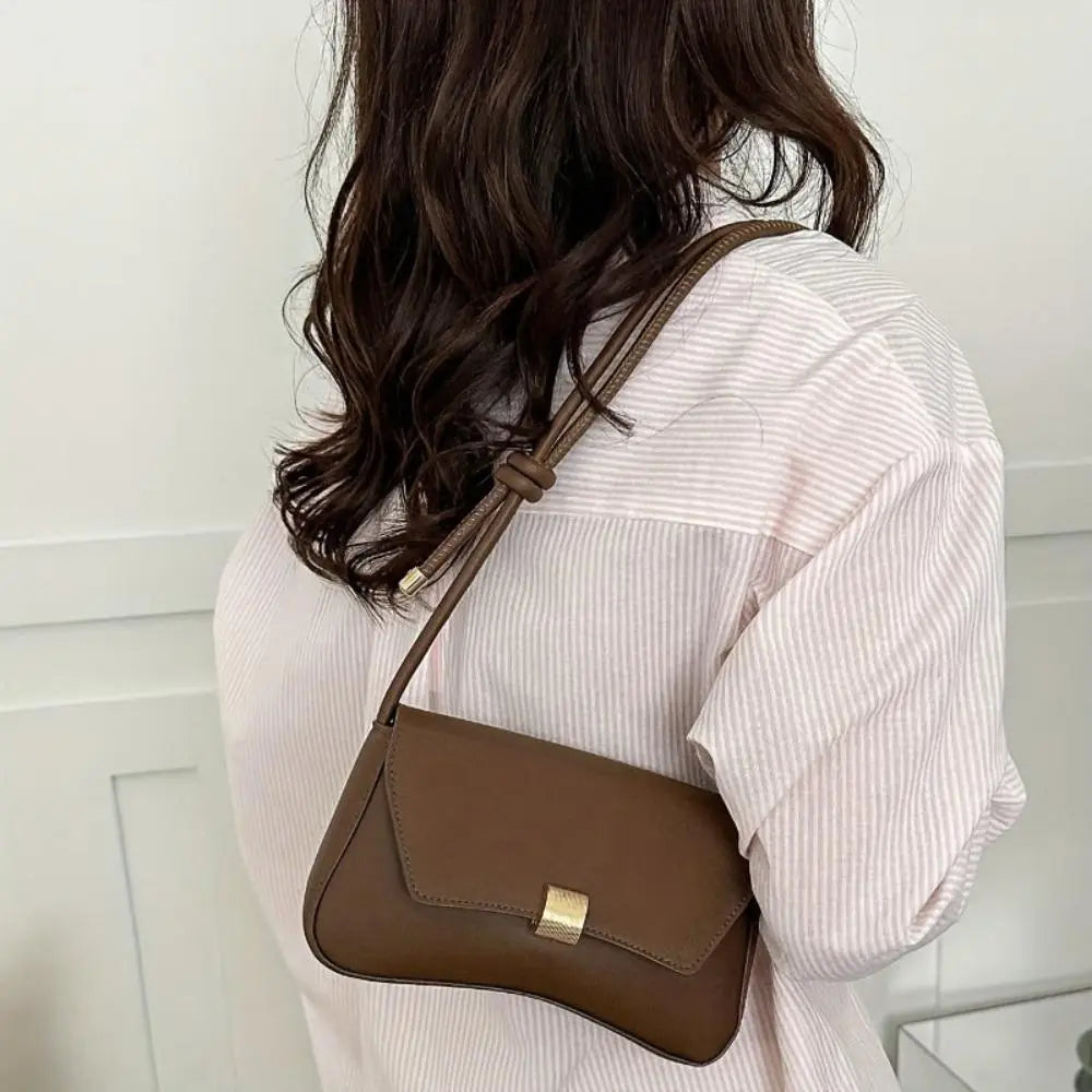 Molly - Retro Flap Shoulder Bag