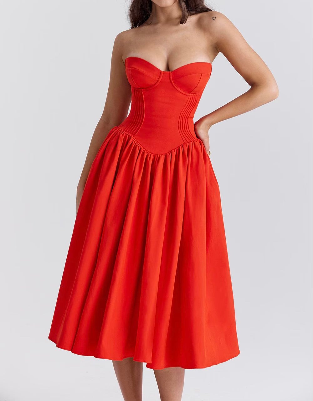 Alexa - Strapless midi dress