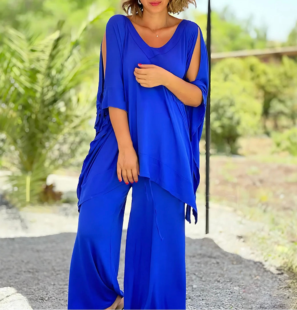 Dulcie - Relaxed Peek-A-Boo Shoulder Set