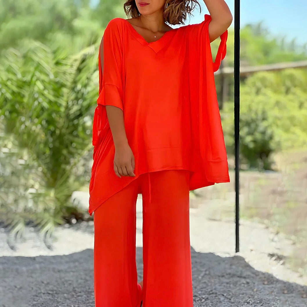 Dulcie - Relaxed Peek-A-Boo Shoulder Set