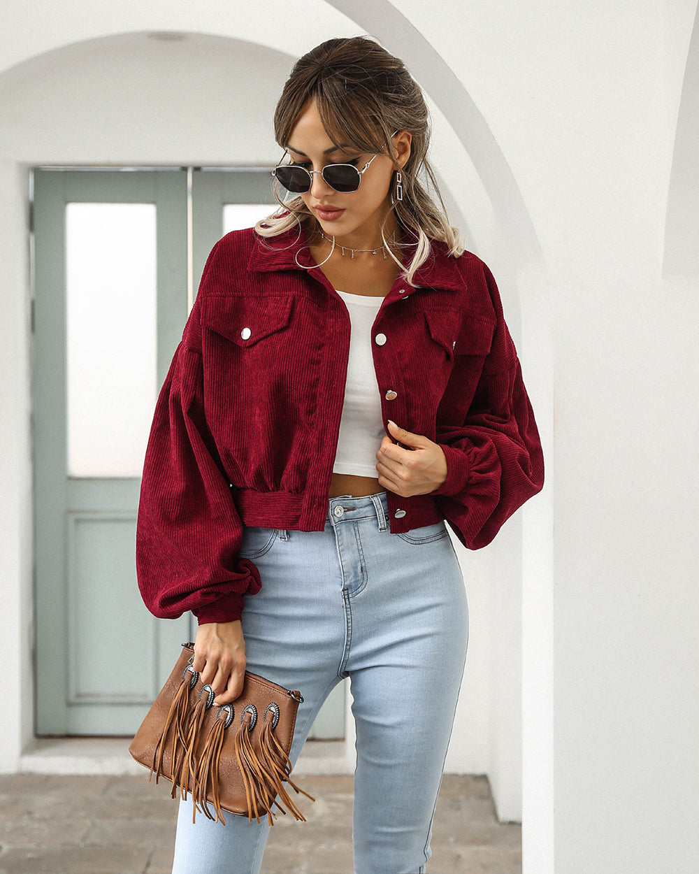 Anika - Trendy Cropped Jacket