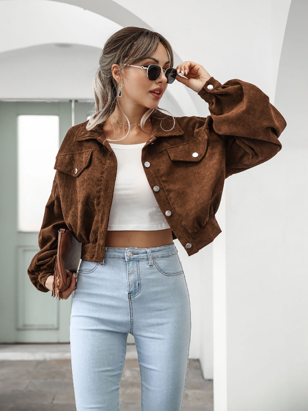 Anika - Trendy Cropped Jacket