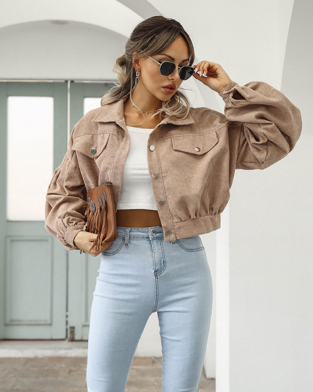 Anika - Trendy Cropped Jacket