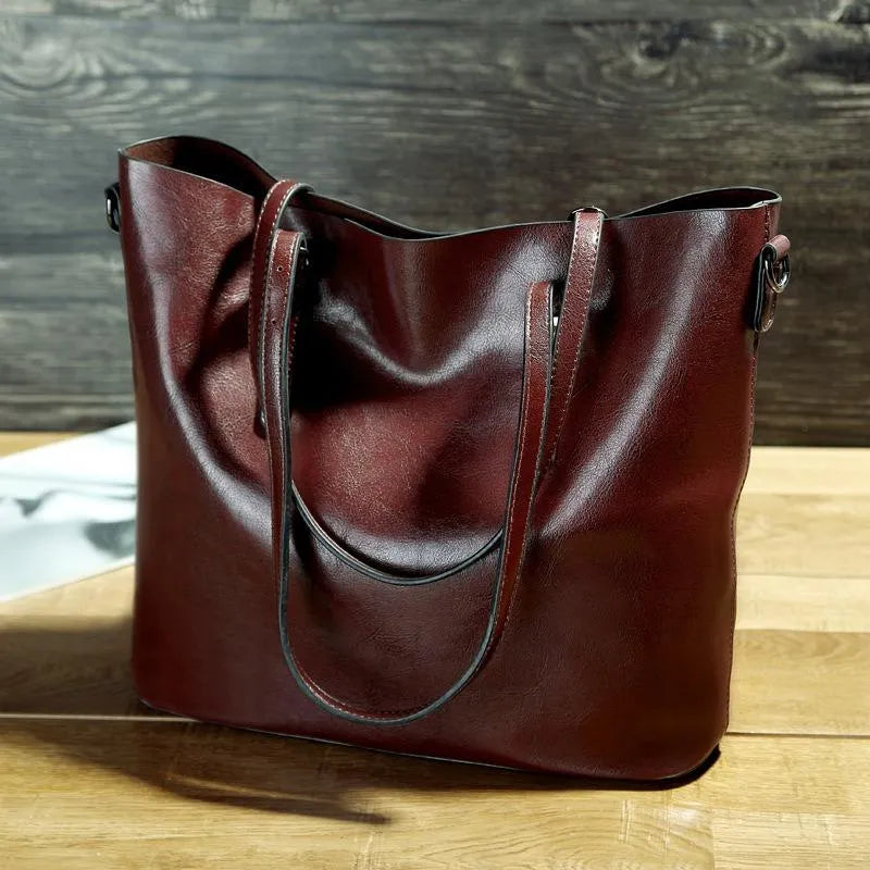 Janica - Women’s Timeless Vintage Leather Handbag with Adjustable Strap & Classic Charm