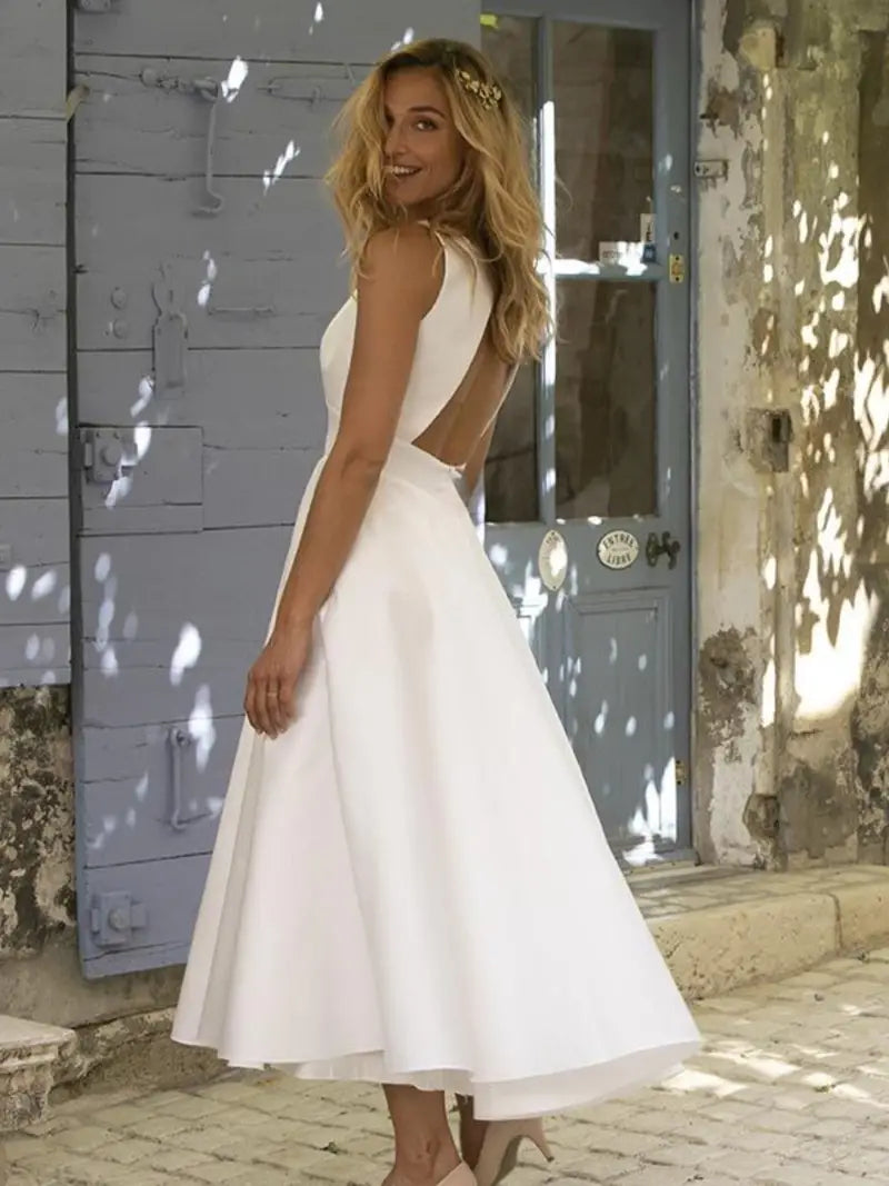 Bridget - Flowy A-Line Midi Dress with Pockets