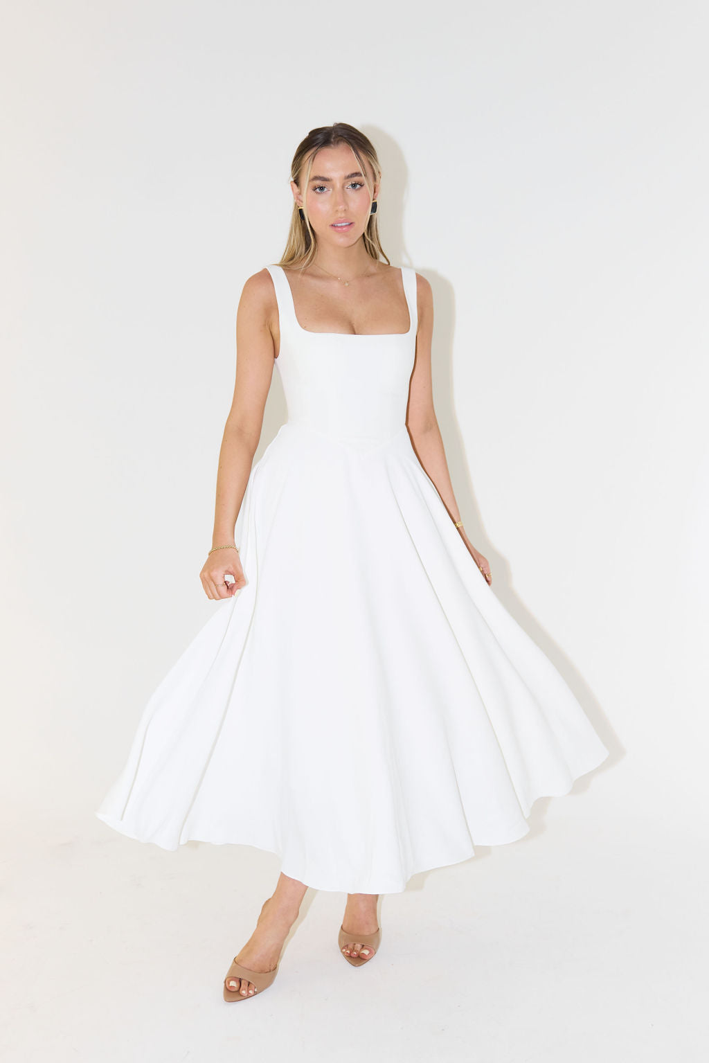 Beatrice - Elegant Midi Dress